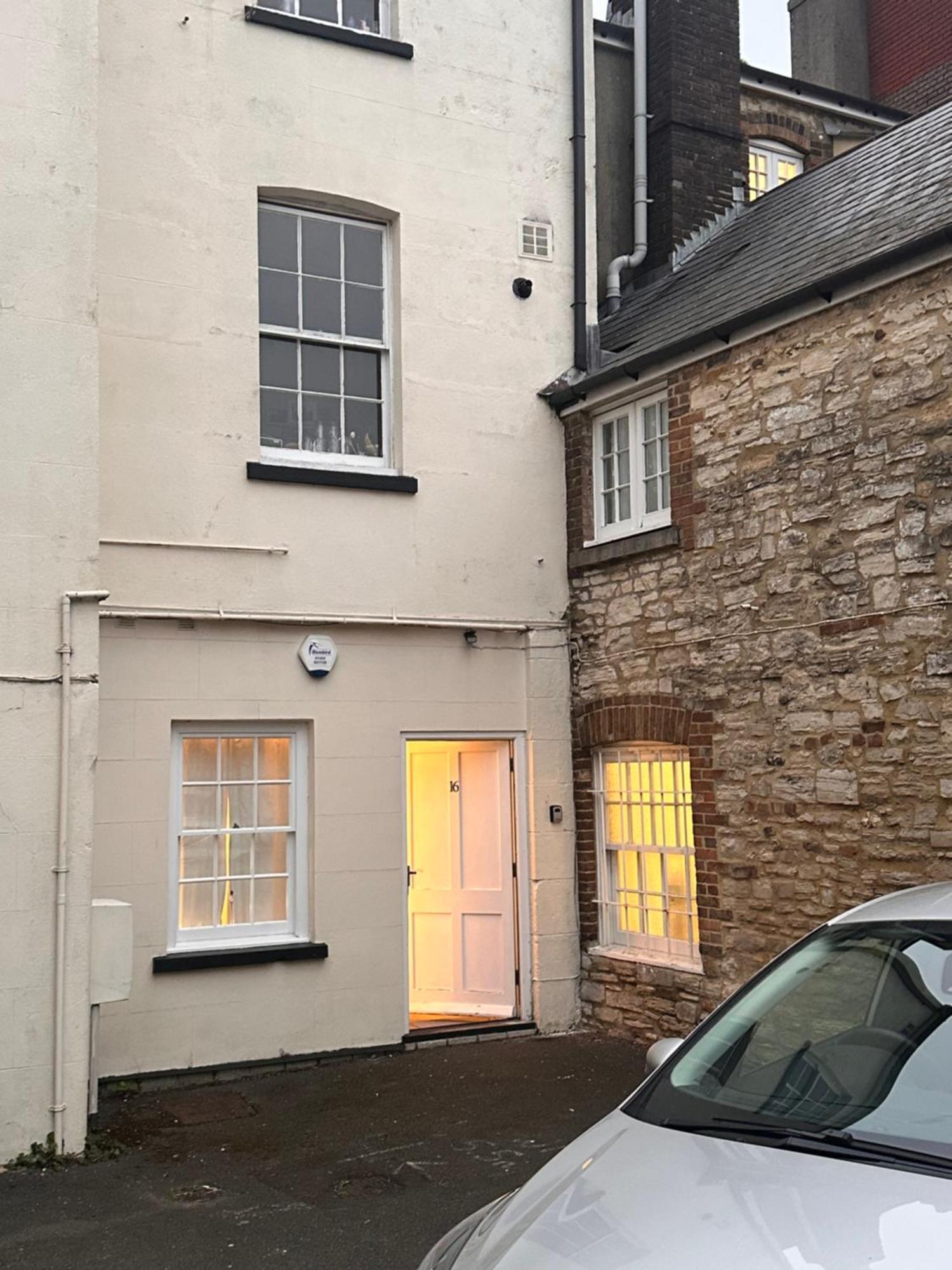 Dorchester Town Centre Entire Apartment Екстериор снимка